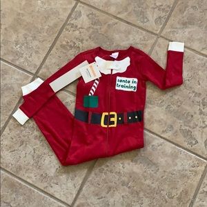 BNWT - 2T Christmas PJ’s